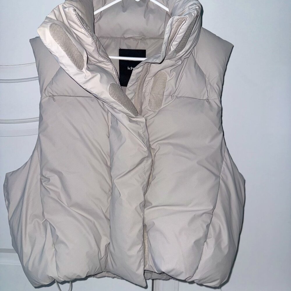 Khy Oversized Puffer Vest in Stone Gray - Size L